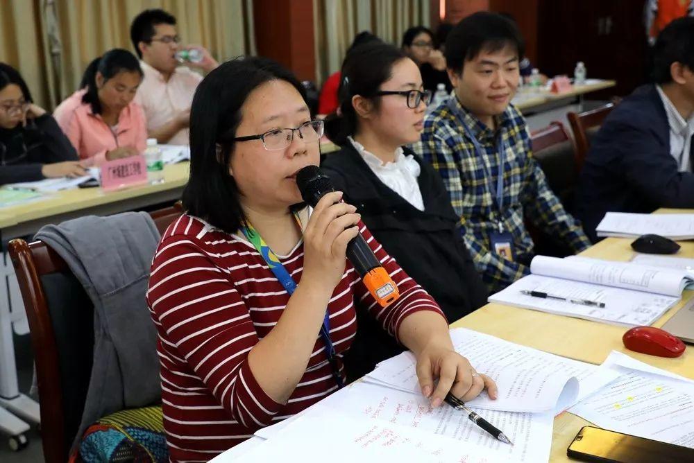 《广州技工院校毕业生就业质量调查（2015—2017届）》课题在广州工贸顺利通过结题评审
