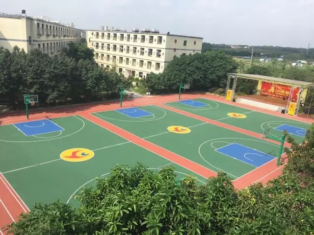 广东省领才技工学校校园环境照片