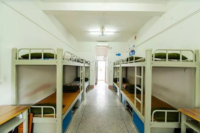 广东省技师学院宿舍图图片