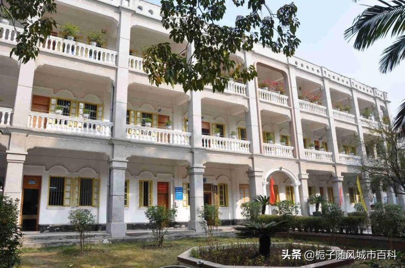 肇庆市的十大高中学校排行榜-1